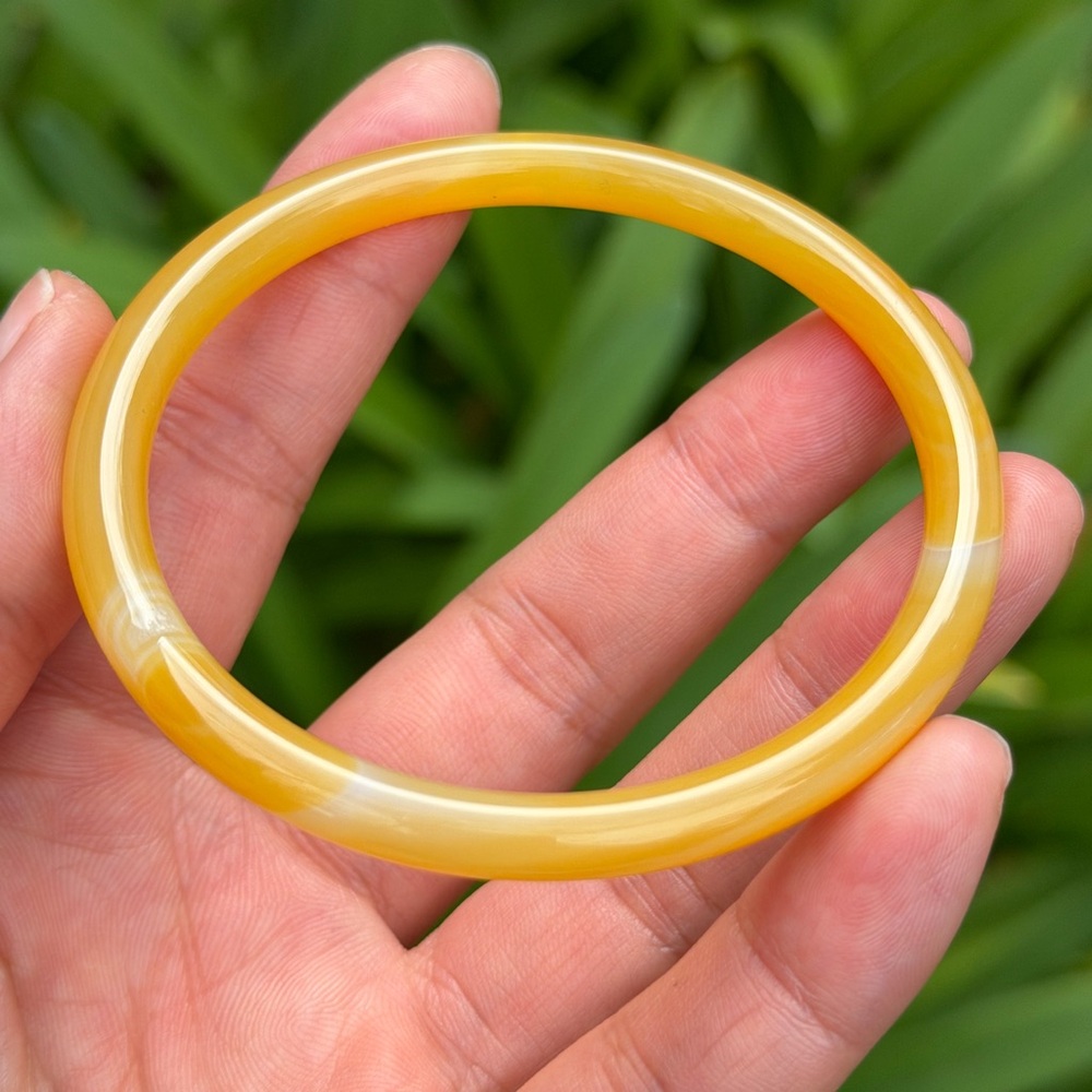 60.5mm‎ super skinny yellow agate bangle 0914